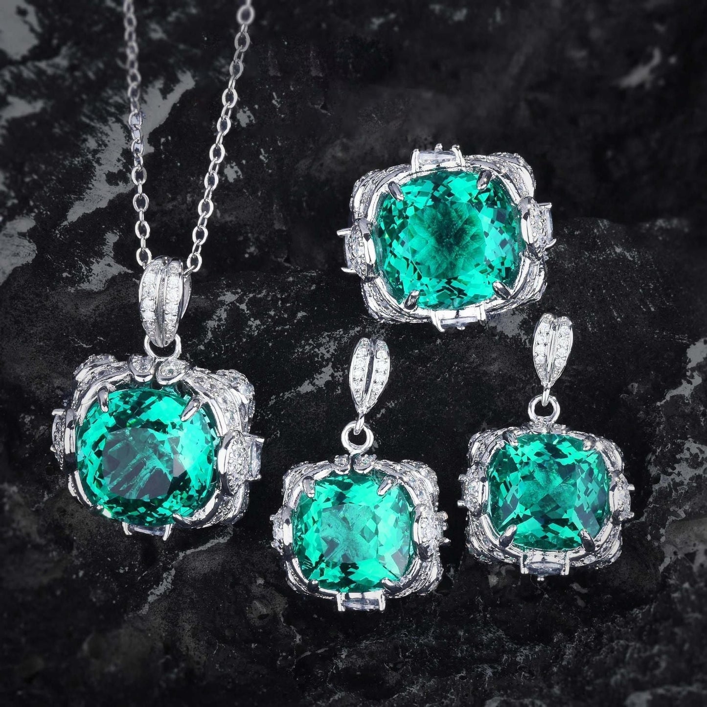 Amara Lysandra Set