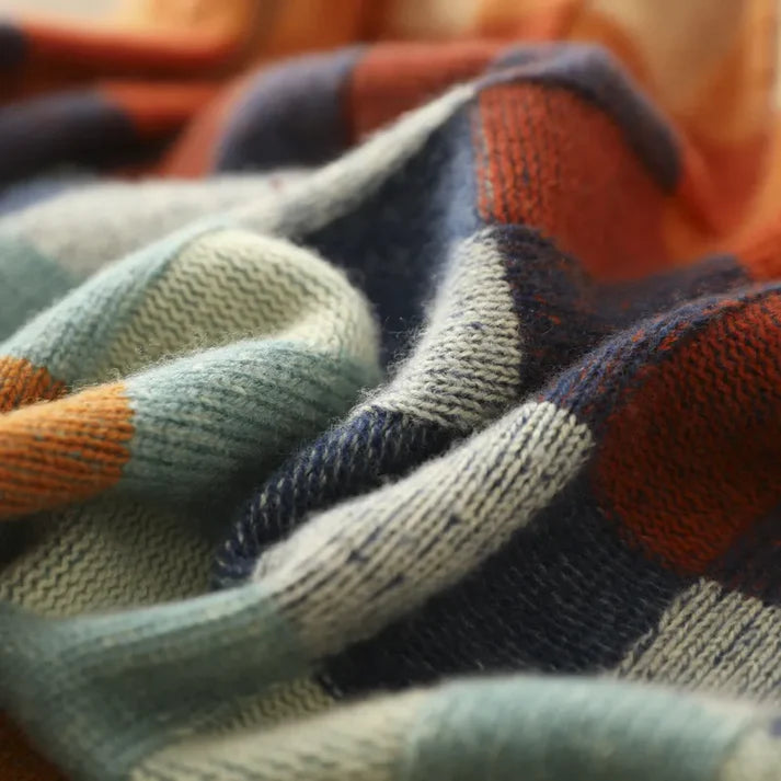 Adalynn - Bunter Rollkragenpullover mit Patchwork-Strickmuster