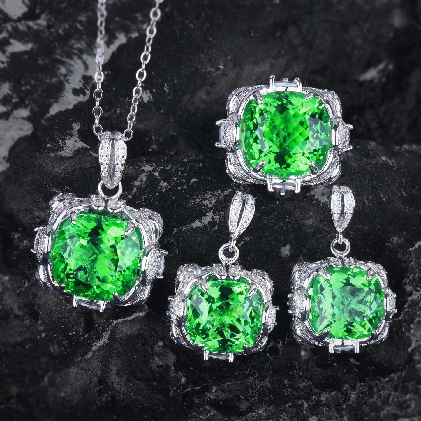 Amara Lysandra Set