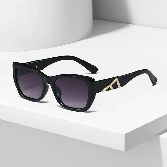 Mara | Quadratische Unisex-Sonnenbrille 2025
