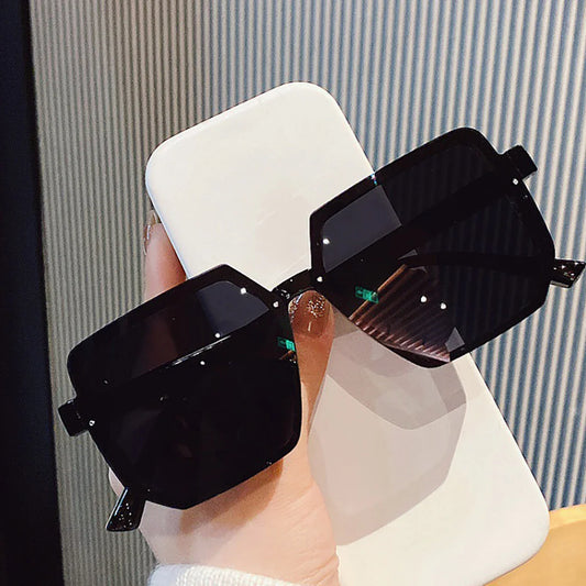 Nora | Vintage Sonnenbrille mit Grosser Quadratischer Fassung