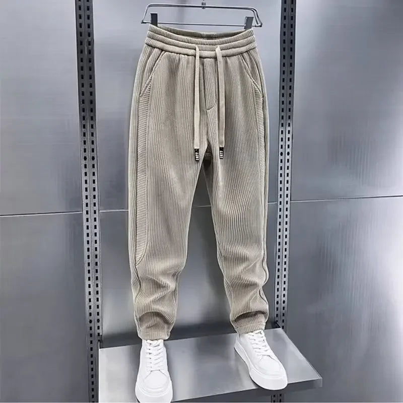 Revan | Trendy Hose im Rippen-Stil