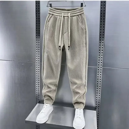 Revan | Trendy Hose im Rippen-Stil