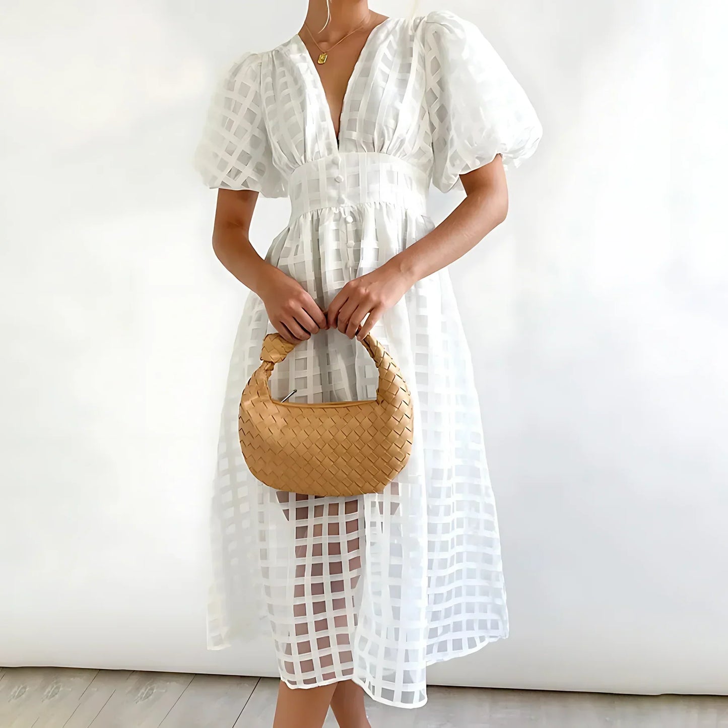 YORINA I STYLISCHES KLEID MIT V-AUSSCHNITT