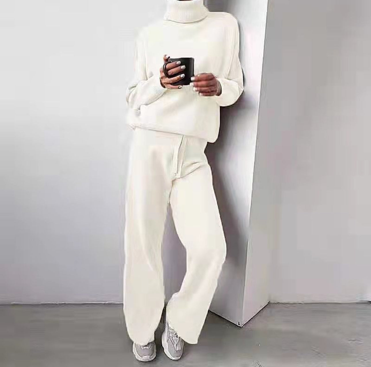Yara - 2-teiliges Set, Pullover mit Rollkragen und lange Hose