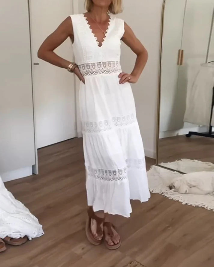 lara | Spitzenkleid mit V-Ausschnitt